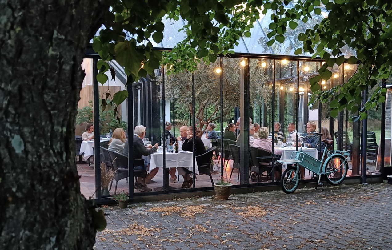 Østergård - Lys i Mørket