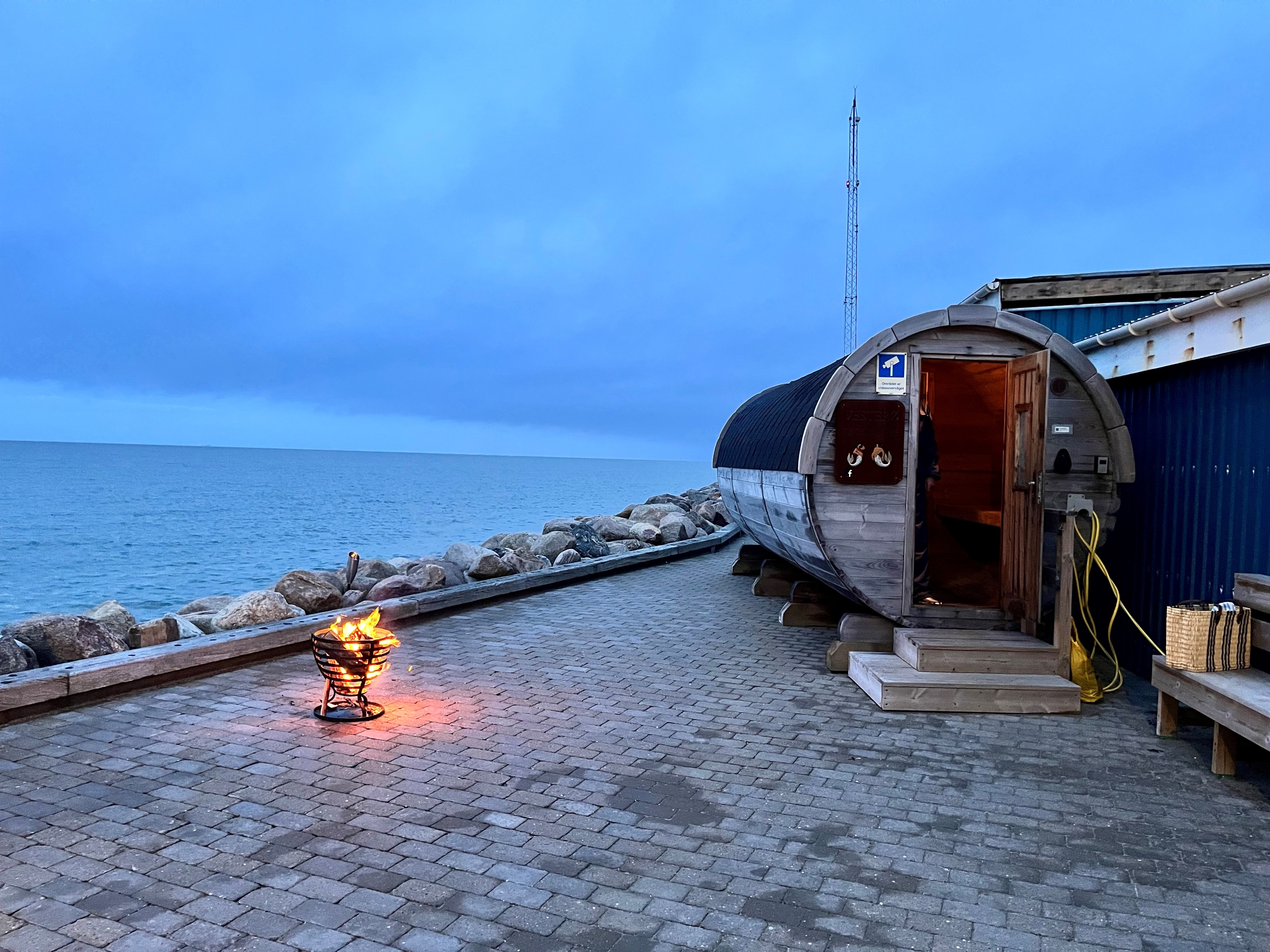 Morgenbadning sauna Lys i Mørket 2023