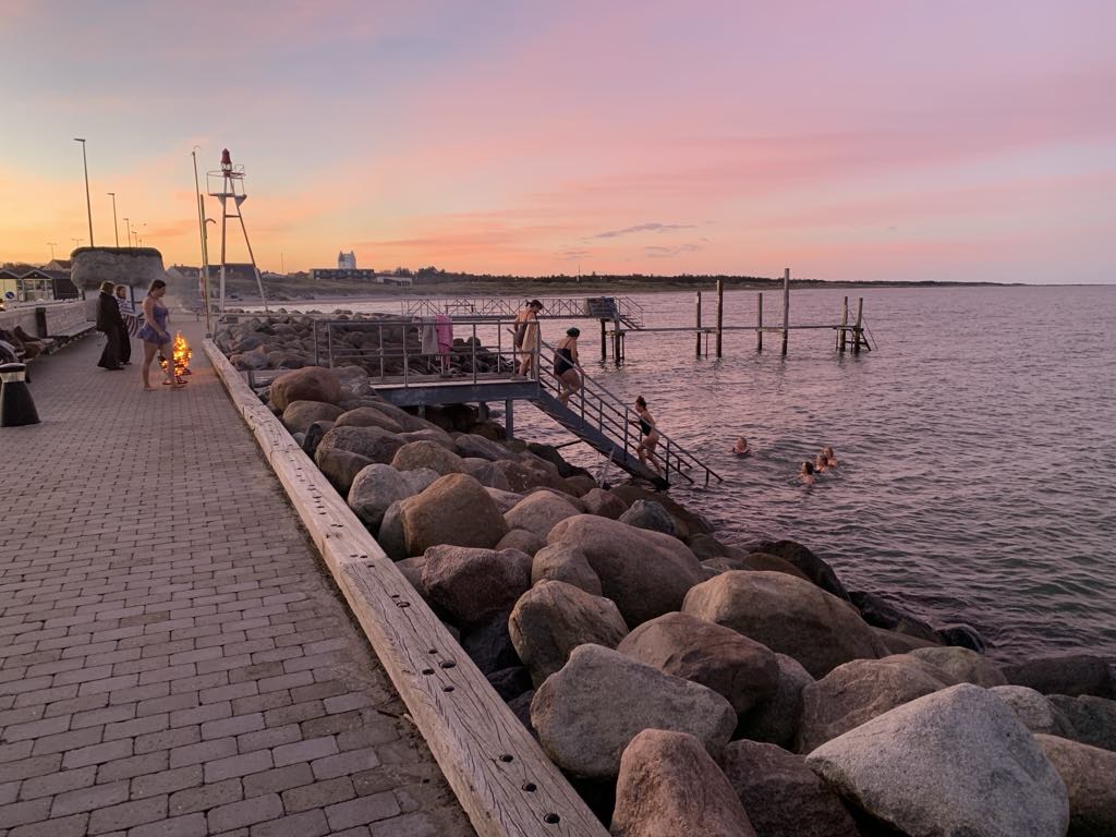 Morgenbadning Lys i Mørket 2024